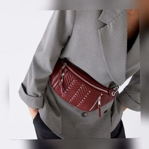 🆕️LAST ONE‼ BNWT. ZARA RED FANNYPACK/CROSSBODY